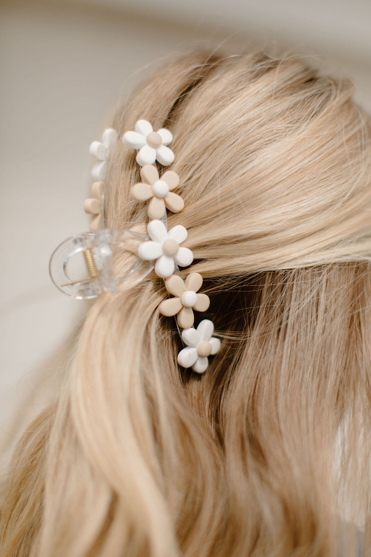 Daisy Flower Clips