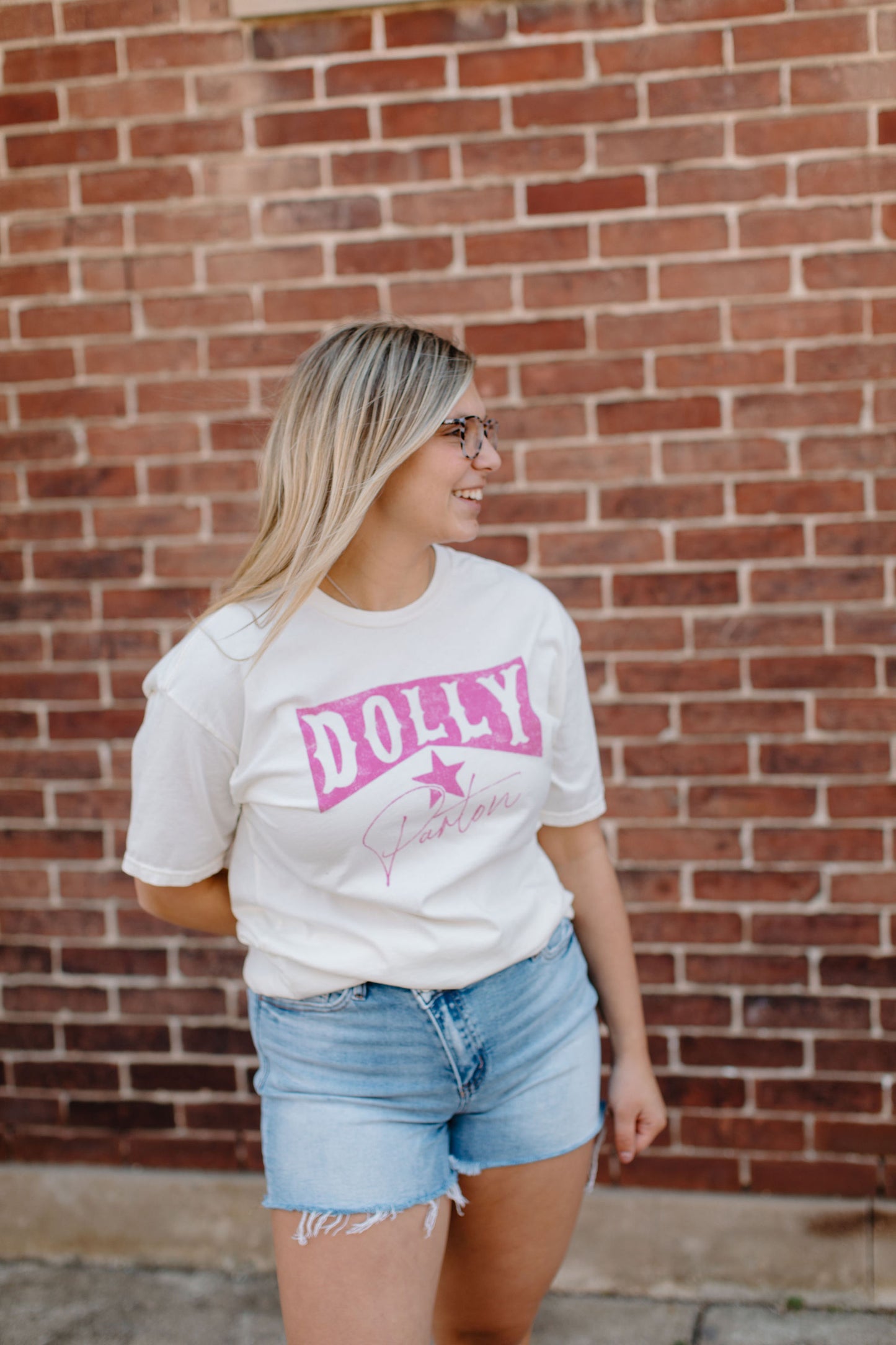 Dolly Tee